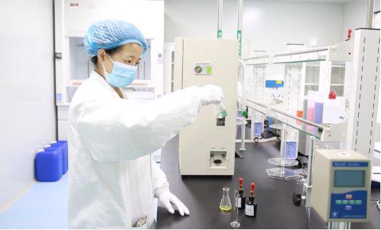 匠心鑄智造，透明見真章 百納福360°GMP全透明智能工廠引領行業新標桿